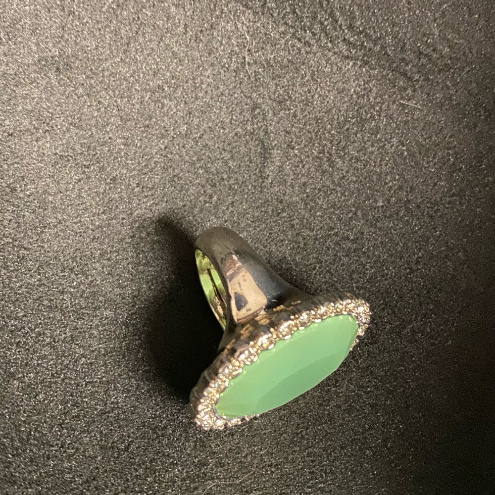 Ring - Picture 4 of 8